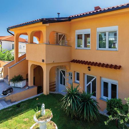 Beautiful Apartment In Crikvenica With Kitchen Extérieur photo
