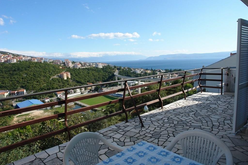 Beautiful Apartment In Crikvenica With Kitchen Chambre photo