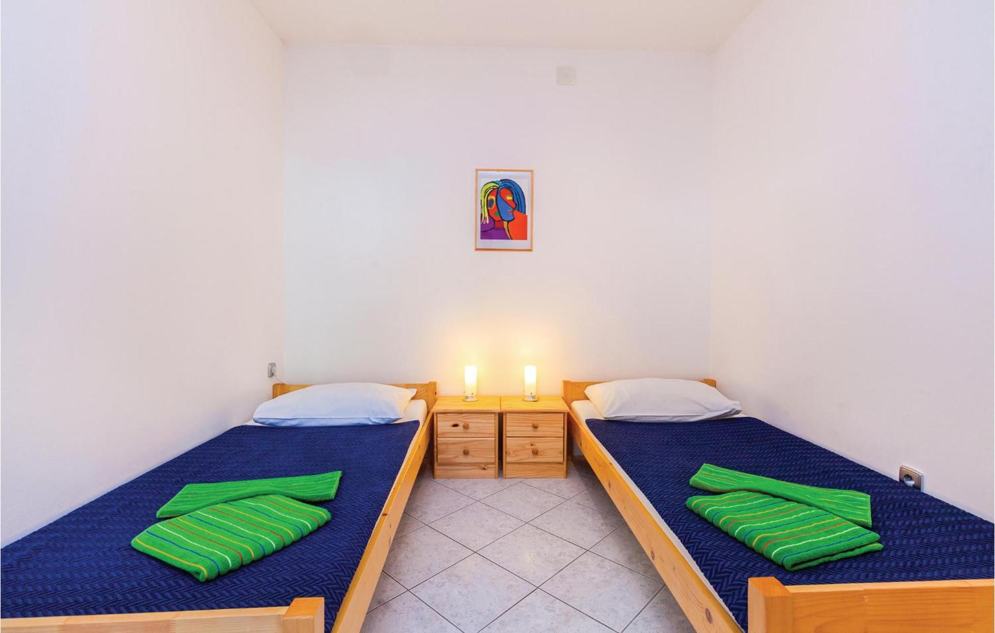 Beautiful Apartment In Crikvenica With Kitchen Extérieur photo